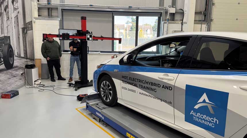 Autotech Training Partners with AAG to Provide Training for UK Garages