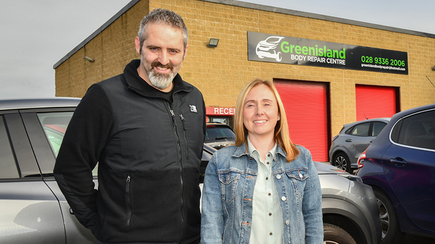 Fix Auto Greenisland's Nathan and Natalie Hogg